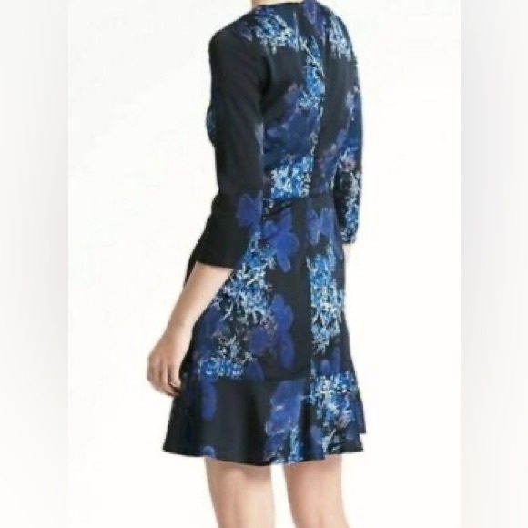 Banana Republic Navy Blue Floral Ruffle Hem Fit and Flare 3/4 Sleeve Dress 4 - Picture 2 of 10